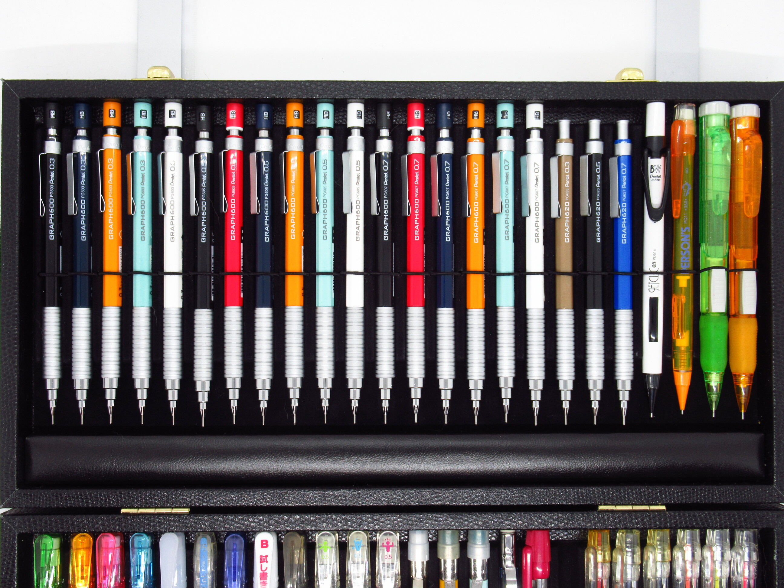 値下げ‼️新品タグ付&未使用品 ONYONE HIGH GRAED MODEL ほぼ新品オンヨネ ONYONE RushAirスキーウェアメンズM灰系【189