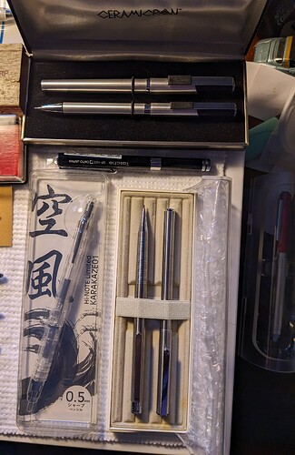 Pens-Pencils_GK-trade_07