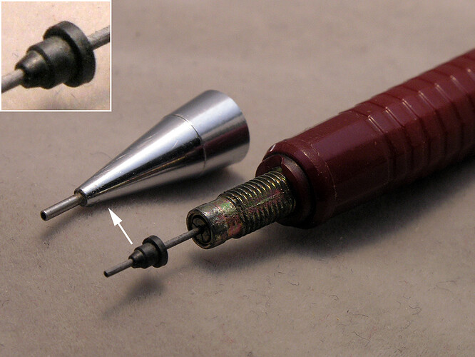 Pentel_P205_passive-clutch-retainer