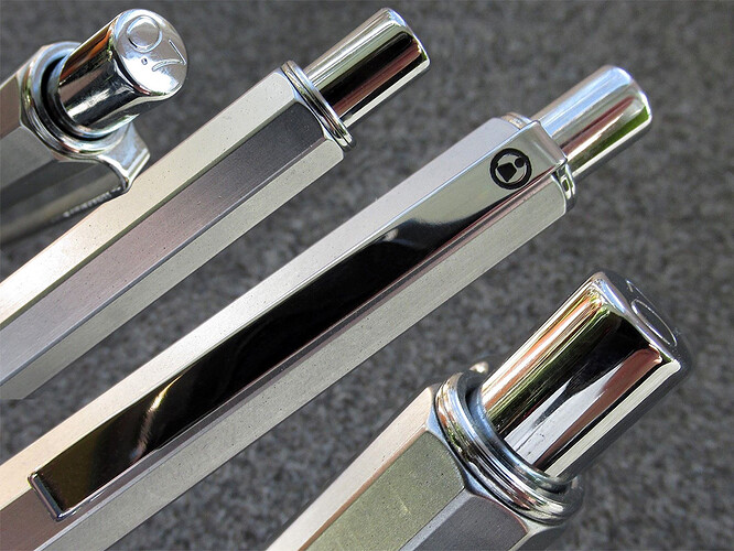 Ballograf_MP_Era-black-steel_comp2