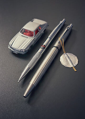 Jaguar XJ-S x Mitsubishi Jaguar 01