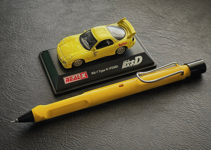 Mazda RX-7 FD3S (1991) x Lamy Safari Kuru Toga Inside (2026) 02