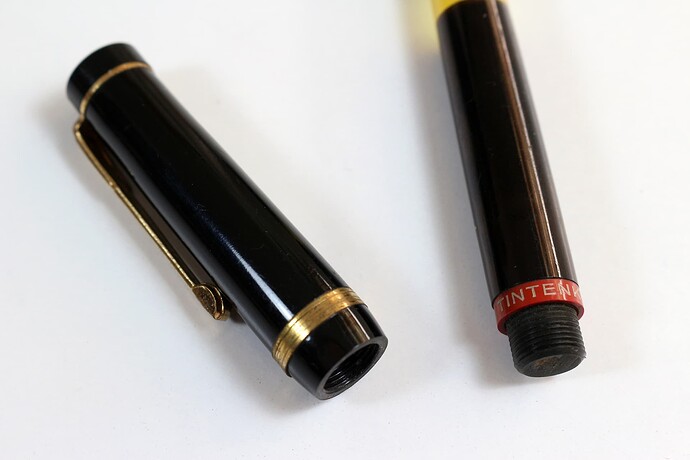 rotring_tintenkuli_dummy_display_pens_04