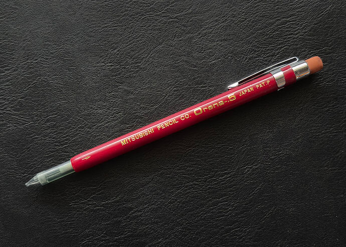 Mitsubishi Orena-.5 Red 01