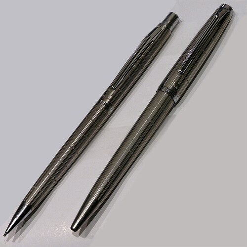 Mitsubishi_SilverStripe_MP+BP_01