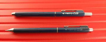 Knocktype11’s Staedtler Retro pair; the lower example was his early1990s daily-use purchase.